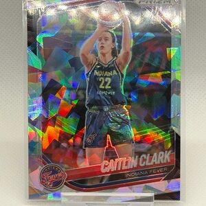 2025 Panini Prizm Cracked Ice Caitlin Clark Indiana Fever ALL WNBA #22